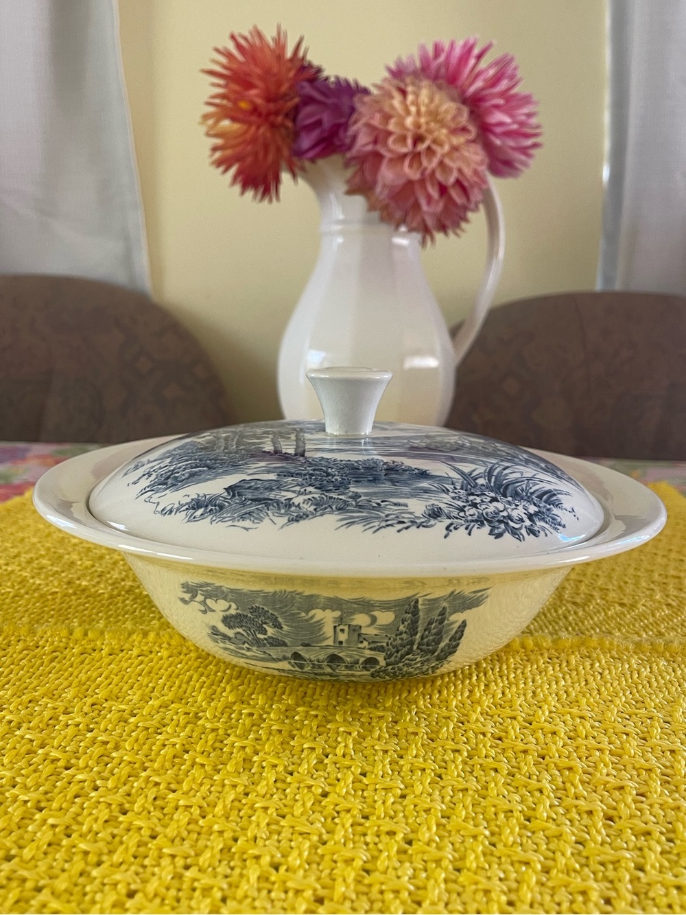 ✨ Vintage Enoch Wedgwood "Countryside Blue" Covered Bowl / Tureen ✨